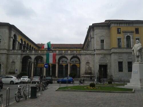 Monza Tribunale piazza Garibaldi