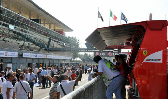Gran-Premio2-Monza2011-mb