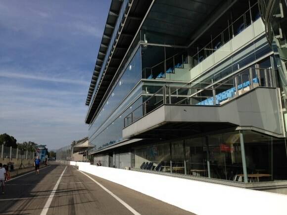 monza-autodromo-tribune-box-mb