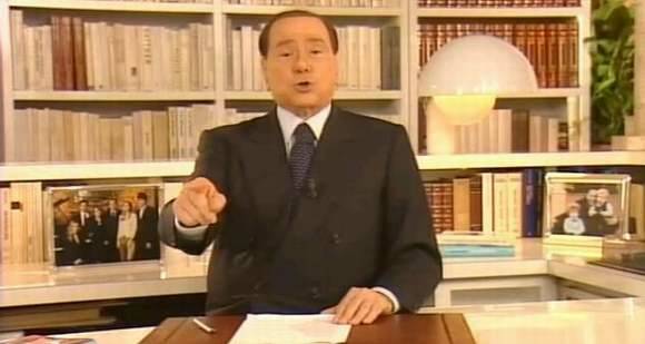 video messaggio silvio Berlusconi Arcore studio interno