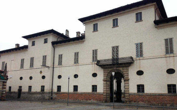 Cesano-Maderno-Palazzo-Arese-Borromeo-mb