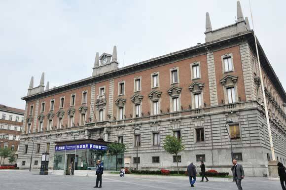 monza-comune-sede-piazza-trento-trieste-mb