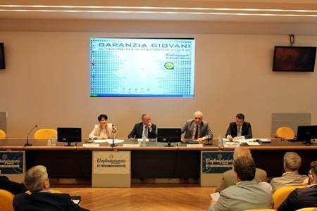 convegno-garanzia-giovani-apaconfartigianato-mb (2)