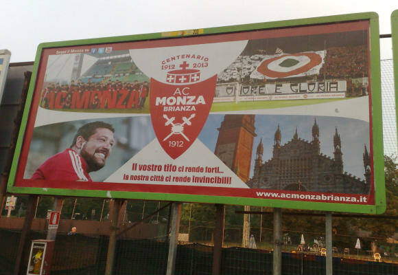 monza-cartellone-manifesto-calcio-armstrong-mb