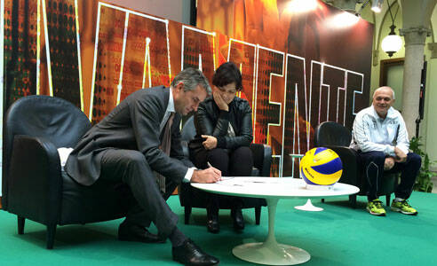 BPM-Vero-Volley-Monza-partnership-firma-contratto