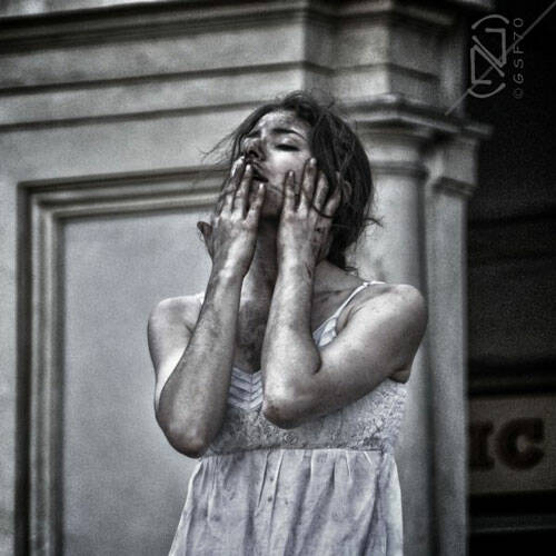 Antigone-Teatro-Manzoni