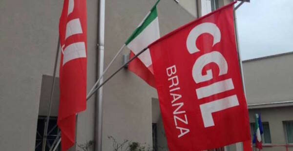 cgil-brianza-sede-monza-bandiere-mb-600