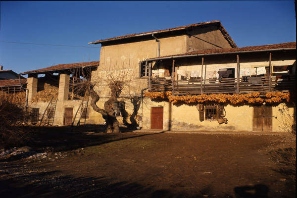 fondo-ambiente-italiano-bazzoni-cascina-ostizza