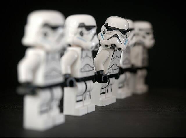 stormtrooper-lego-free-web