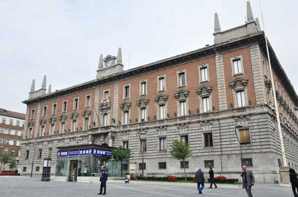 monza-comune-sede-piazza-trento-trieste-mb-600x400