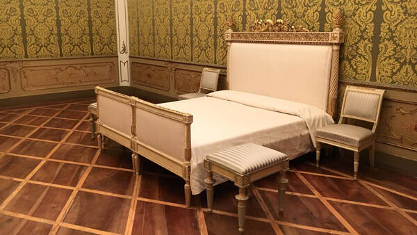 restauro-letto-1900-villa-reale-01