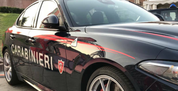 carabinieri auto mb 2018 03
