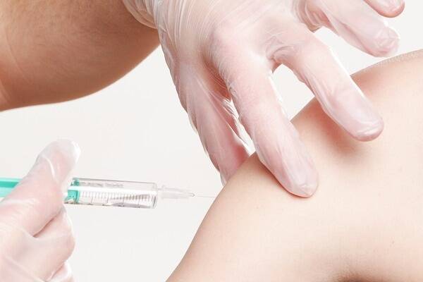 Vaccinazioni bambini Monza