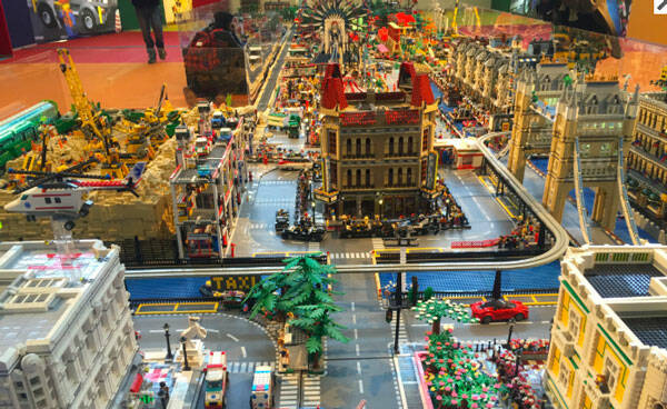 City Booming” a Monza: 7 milioni di mattoncini Lego per la città più grande  del mondo - MBNews