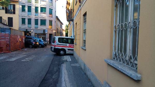 Besana-ex ospedale-ingresso-ambulanza-mb