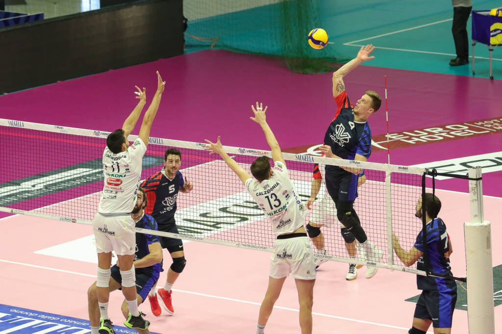 Vero Volley Monza, Calzedonia Verona, Candy Arena, allenamento congiunto