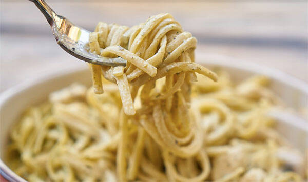 spaghetti-pasta-cacio-pepe-free-web