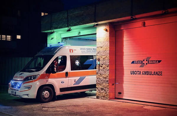 ambulanza-sede-croce-bianca-cesano