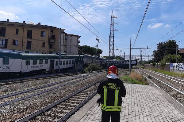 Treno deraagliato (3)