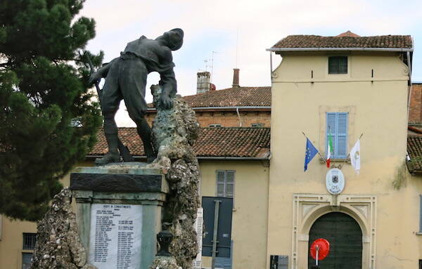 Palazzo Trotti - municipio - piazza Unità d'Italia