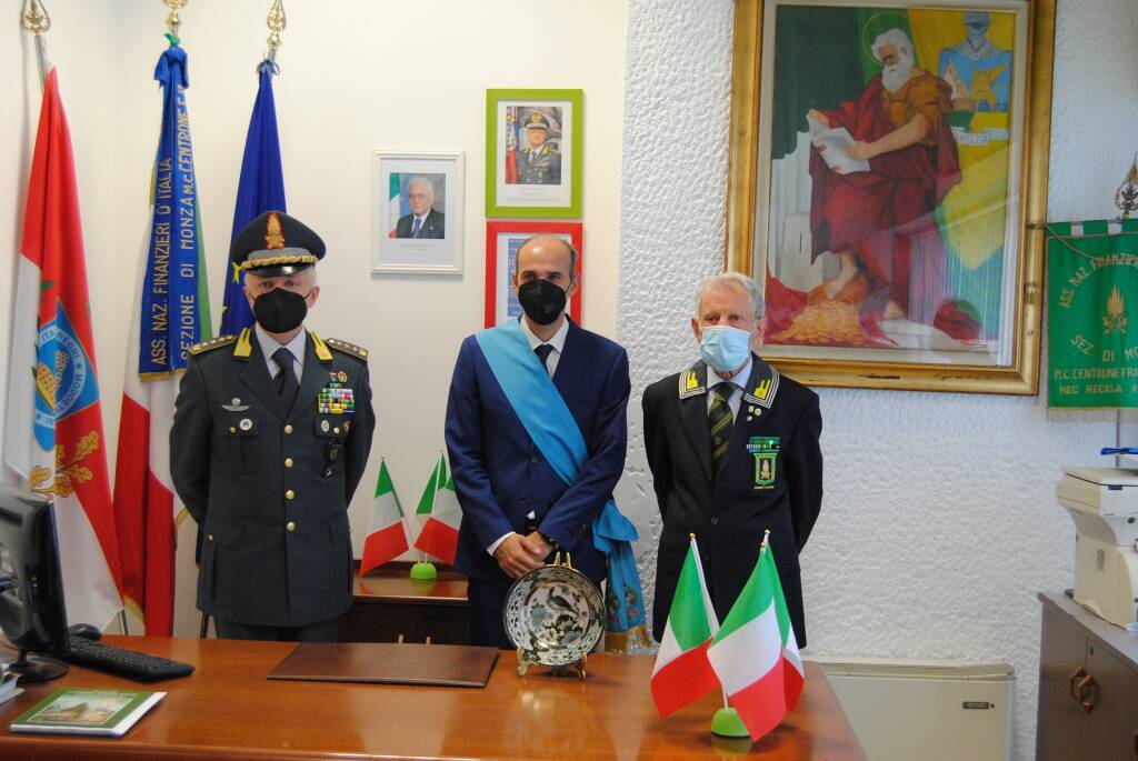 guardia di finanza monza e brianza 1