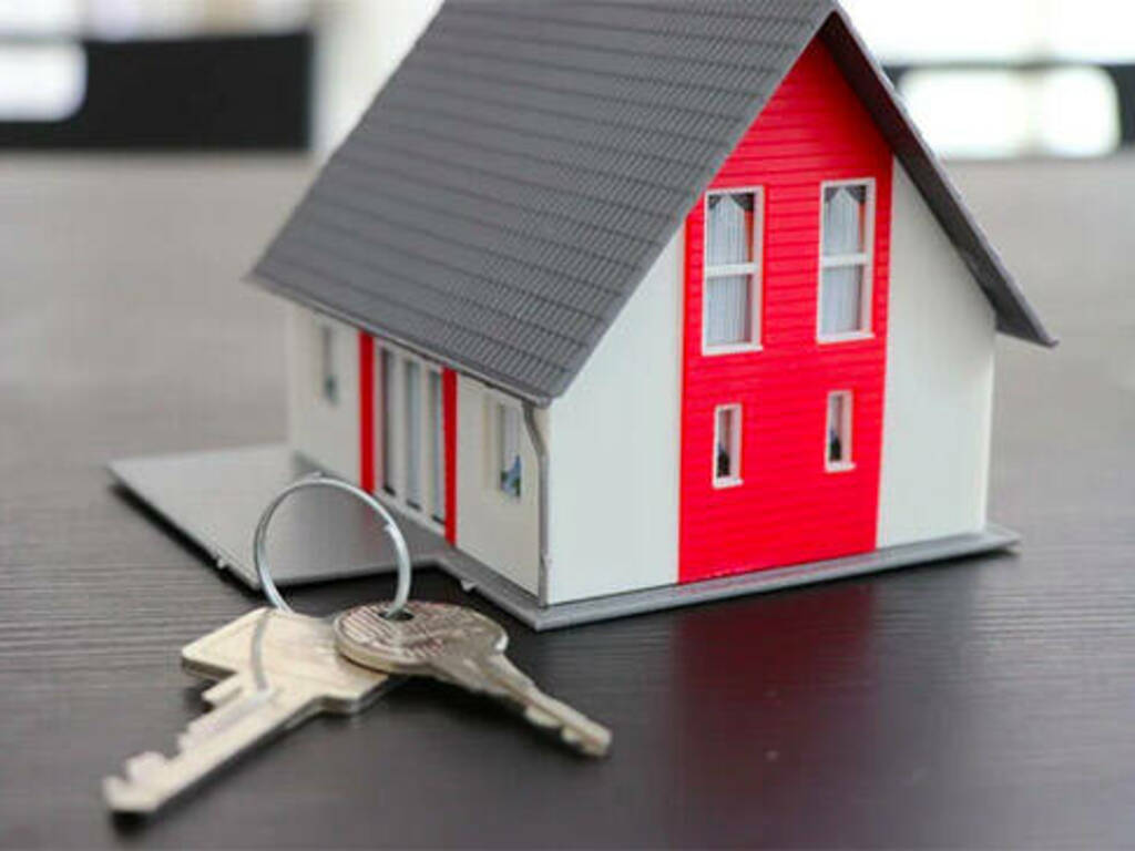 contratto-locazione-casa-chiavi-free-web copia