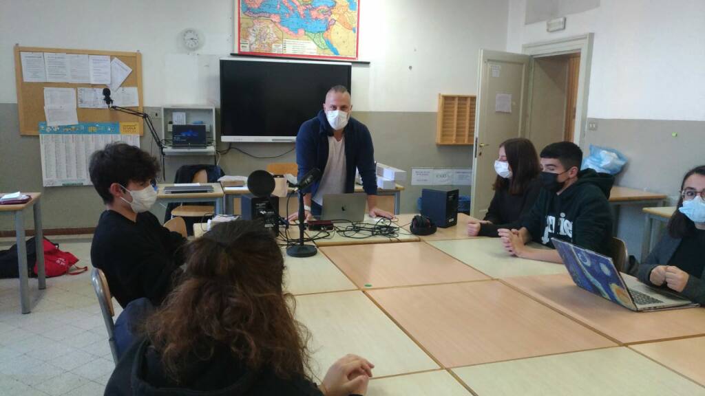 liceo-zucchi-radio-web