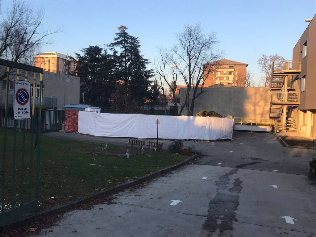 monza scuola via ardigò mb 4