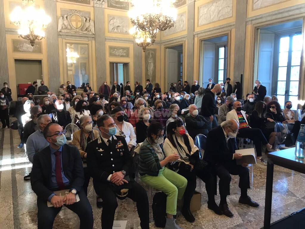 Sgarbi presenta Artisti d'Italia alla Villa Reale di Monza