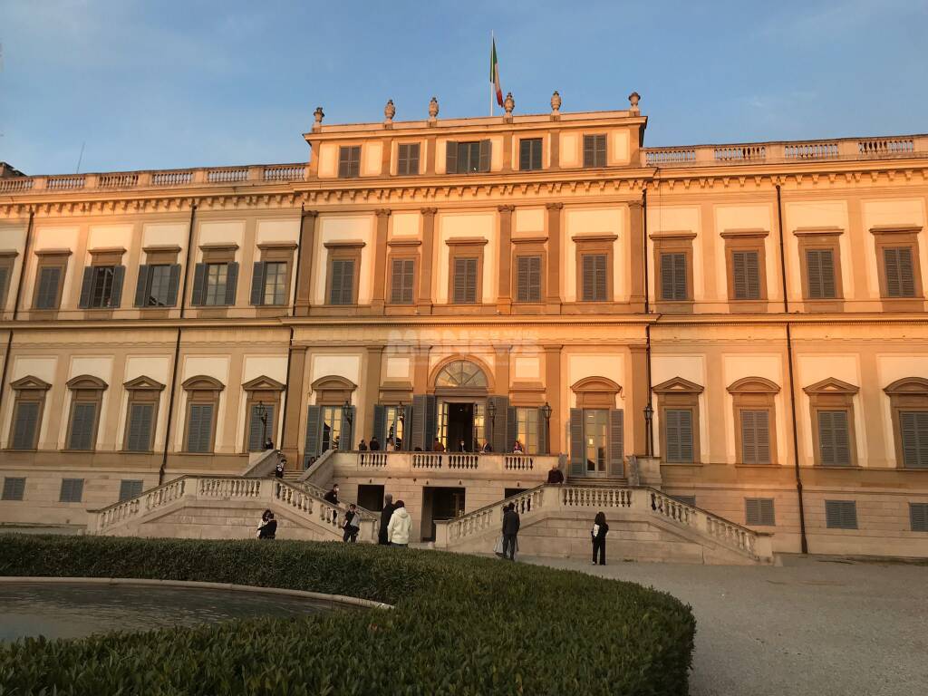 Sgarbi presenta Artisti d'Italia alla Villa Reale di Monza