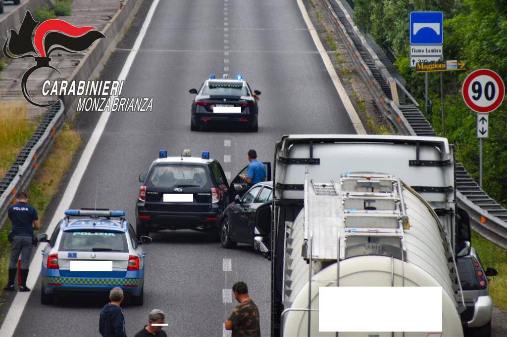 valassina inseguimento arresto carabinieri