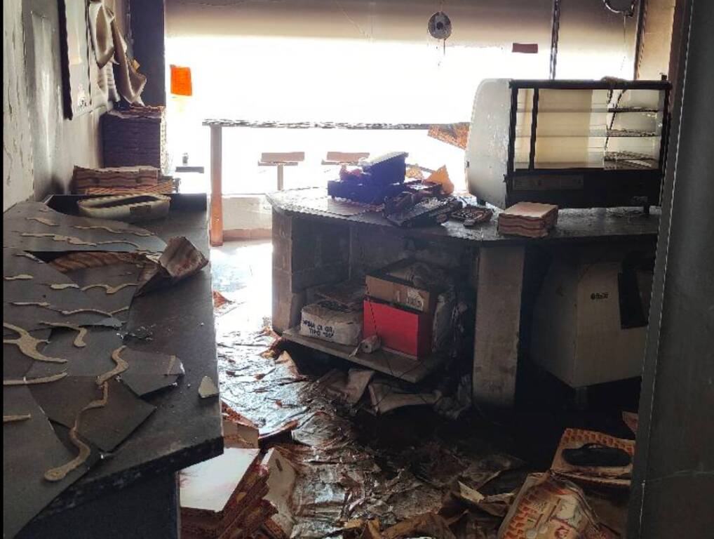 cesano maderno incendio pizzeria salvo grande fratello