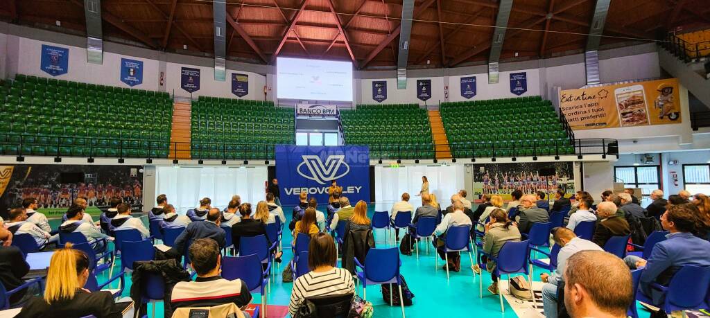 Presentazione Vero Volley 2022 2023 mb