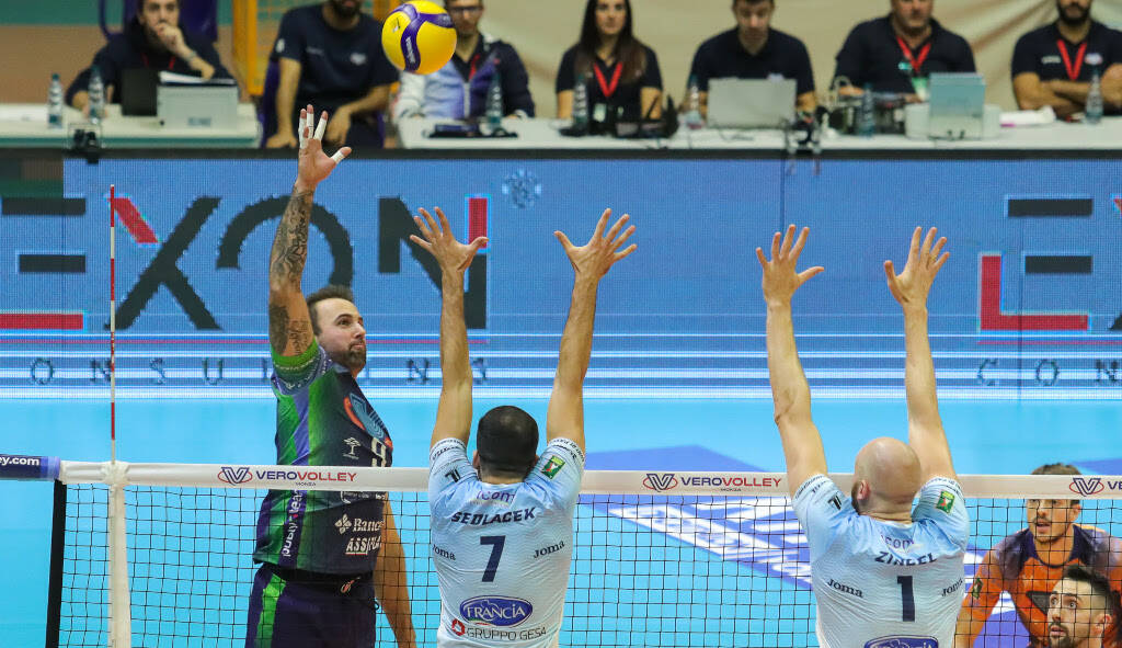 vero-volley-monza-top-cisterna2