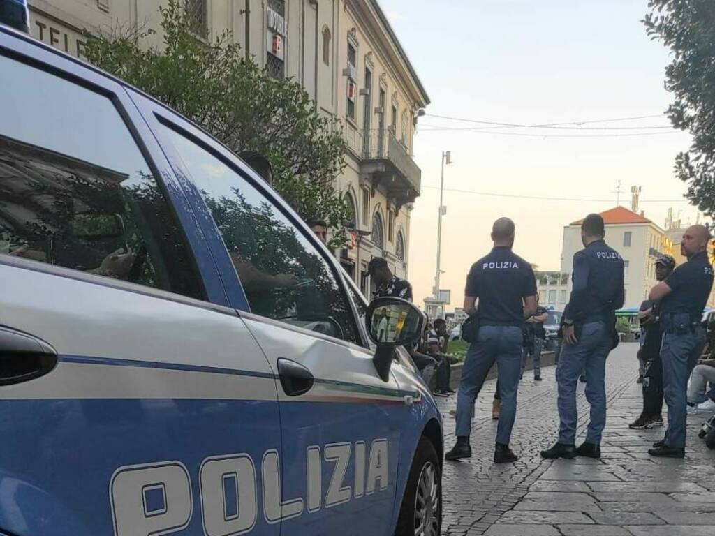 polizia controlli strada