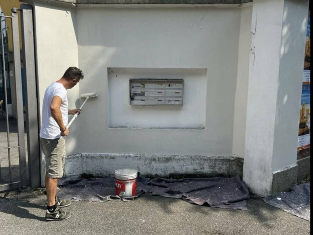 seregno scritte vandali stadio Ferruccio rimosse