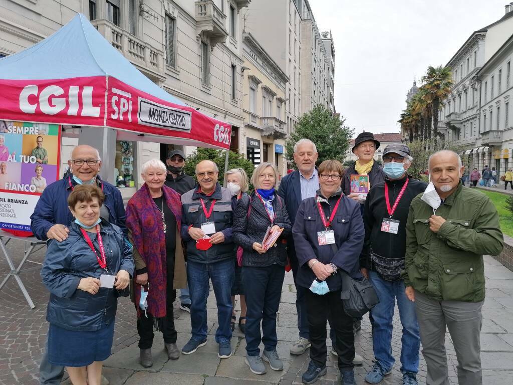 manifestazione pensionati Cgil